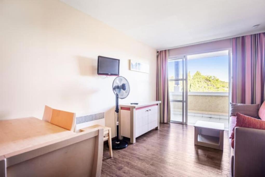 Superbe Appartement Village Cap Esterel 4P Climatise Saint-Raphaël 外观 照片